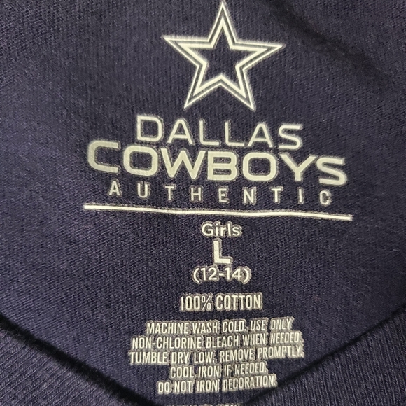 Girl's Dallas Cowboys T-shirt - Picture 3 of 3